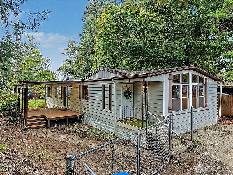 2nd image of 22159 SE 275th CT