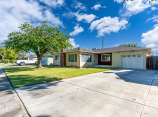 1130 Delaware Ave, Los Banos, CA 93635