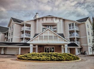 305 N 1st Ave NW #212, Airdrie, AB T4B2M5