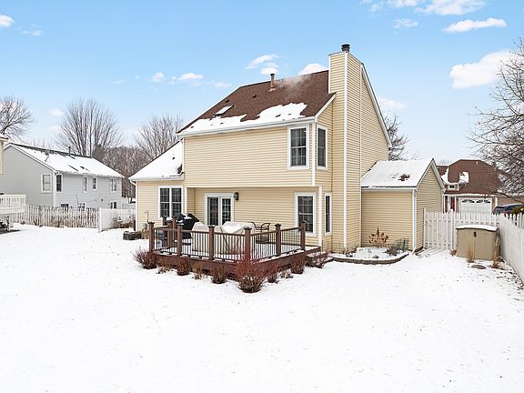 5th image of 5082 Arrowood Ln N