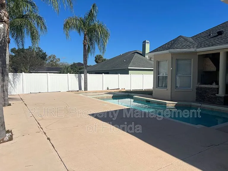 1035 SW 33rd Pl — Photo 37