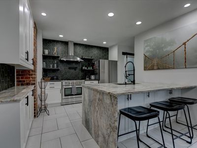 2203 High St, Des Moines, IA, 50312
