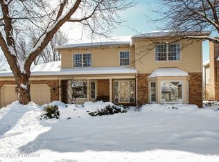 468 Prairie Knoll Dr, Naperville, IL 60565