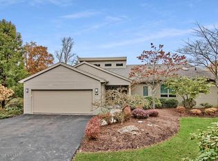 813 The Greens, Dallas, PA 18612