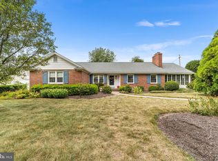 24 School Ln, Carneys Pt, NJ 08069