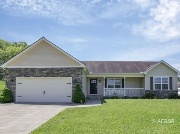 32321 Redbud Ln, Logan, OH 43138