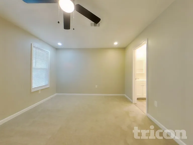 47 Rosemont Ct — Photo 7