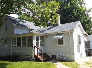 1106 8th Ave, Sterling, IL 61081