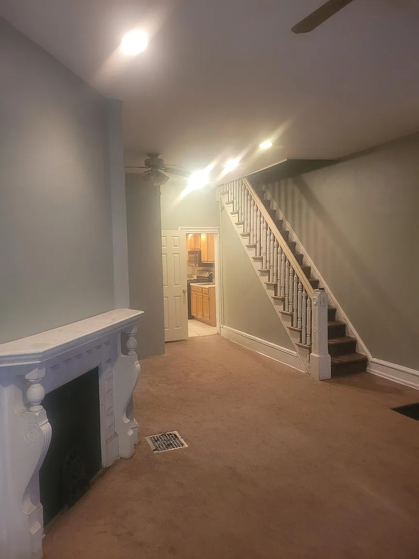 834 N Brooklyn St photo 1