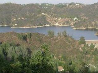 1922 Stradella Rd, Los Angeles, CA 90077