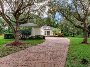 532 Hatteras Ct SW, Vero Beach, FL 32968