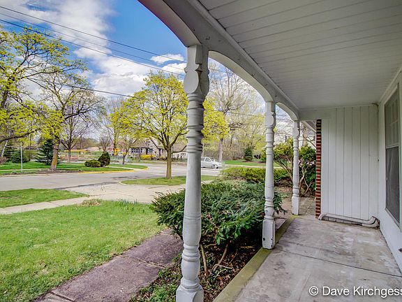 2nd image of 2354 Englewood Dr SE