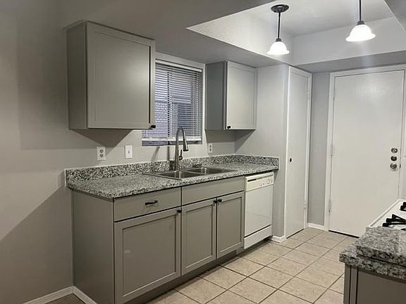 3rd image of 3533 Red Sails Dr