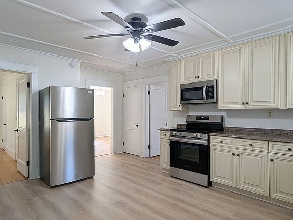 2nd image of 66 Silver St #1