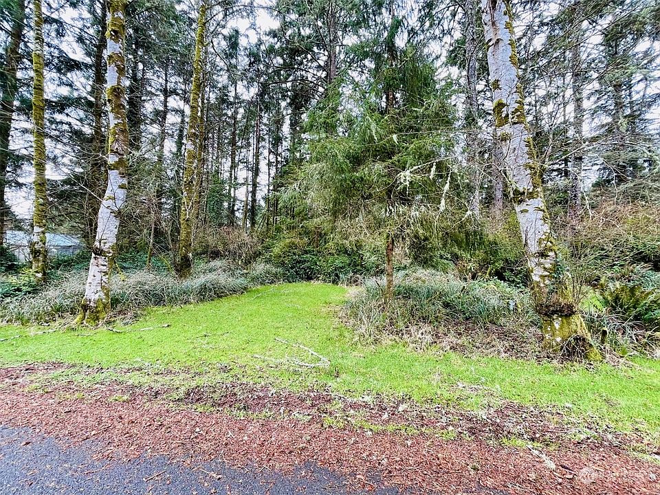 1st image of 763 Evergreen Avenue SE