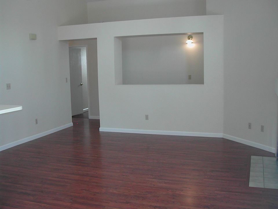 2nd image of 1208 Almaden Way