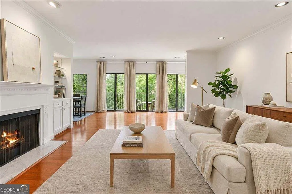 2 bed, 2.5 bath, 1730 sqft, $2,750 — Photo 1