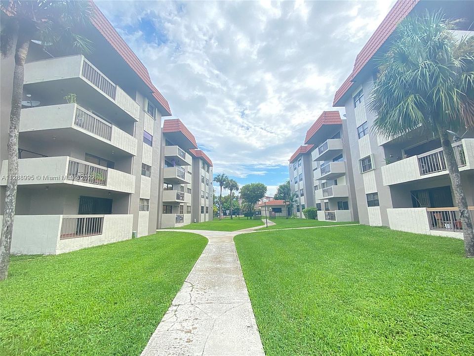 1st image of 1121 SW 122nd Ave #1082