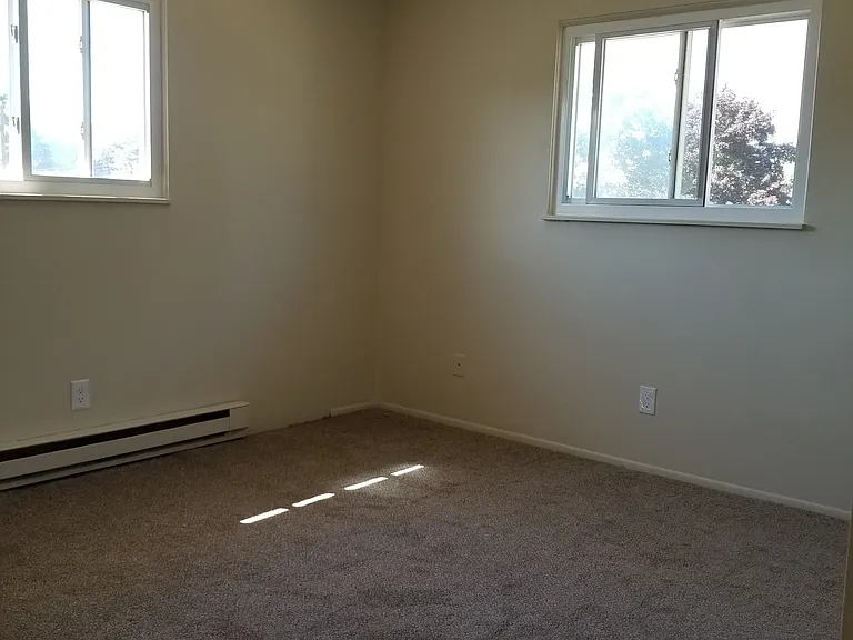 445 Colonial Dr #4 — Photo 12