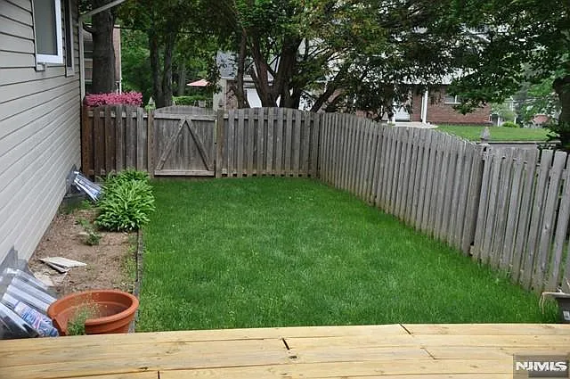 24 Elmwood Ter — Photo 12