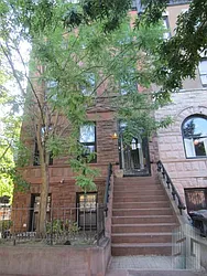 Rented by Skyline Group Real Estate