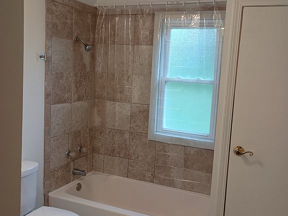 5th image of 2580 Forest Crest Rd