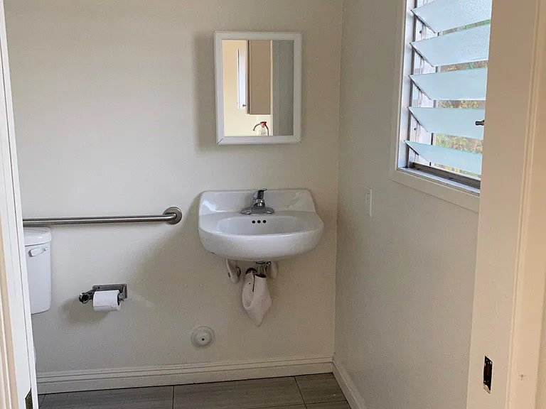 531 Prescott St #7 — Photo 10