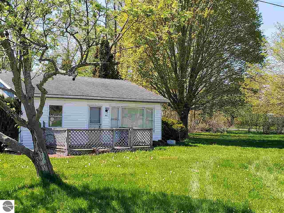 1st image of 311 11th St