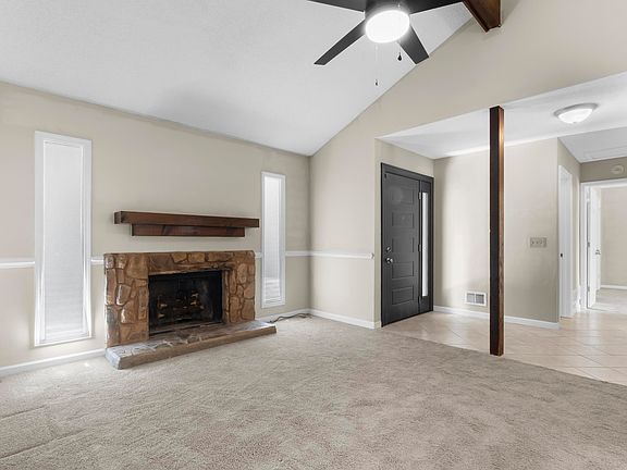 2nd image of 1015 Starcrest Rd