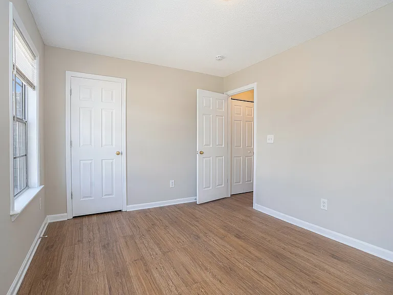 2894 Regent Walk Dr — Photo 23