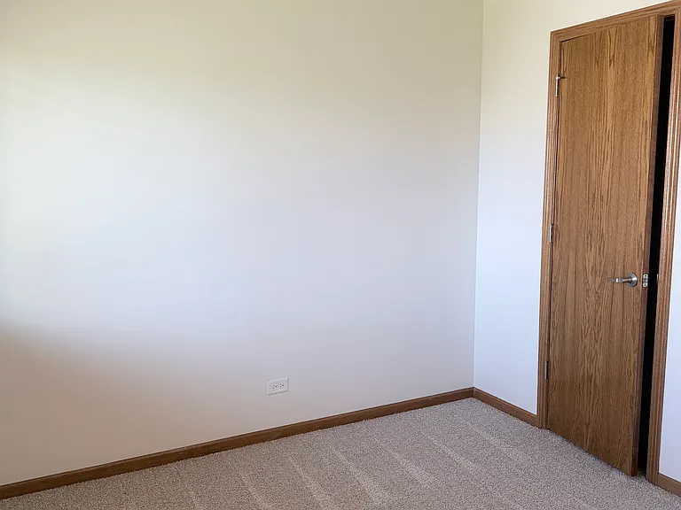 2333 Aster Dr — Photo 7