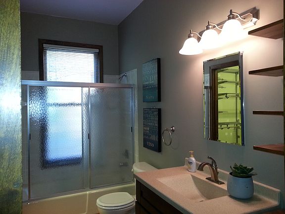 4th image of 286 Dayton Ave APT 3E
