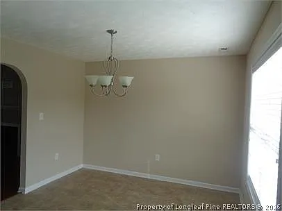 184 Roanoke Dr — Photo 3