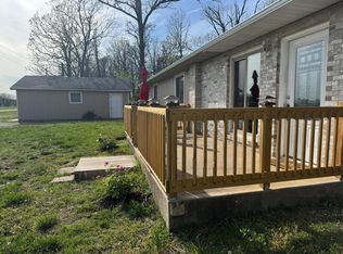 17928 State Highway Z, Aurora, MO 65605