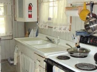 915 Millbrook Rd, Newton, NJ 07860