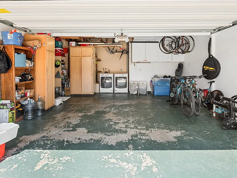5017 Viewridge Way — Photo 32