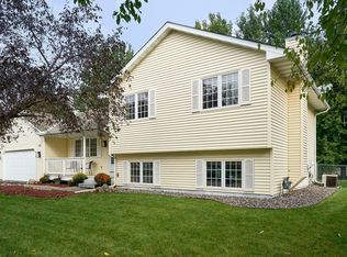 520 Heights Rd NW, Saint Michael, MN 55376