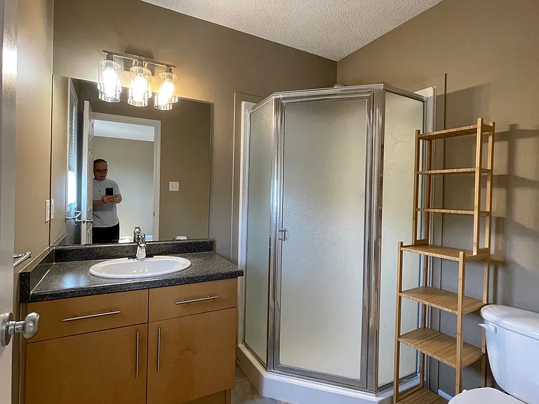 7685 Schmid Cres NW — Photo 26