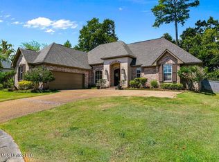 230 Huntington Holw, Brandon, MS 39047