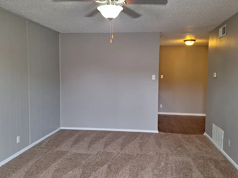 Lawnwood Apartments — Photo 2