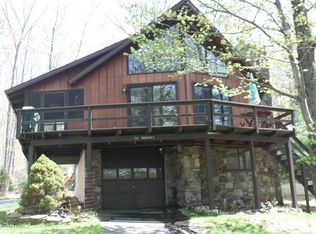 1032 Rainbow Dr, Lake Ariel, PA 18436