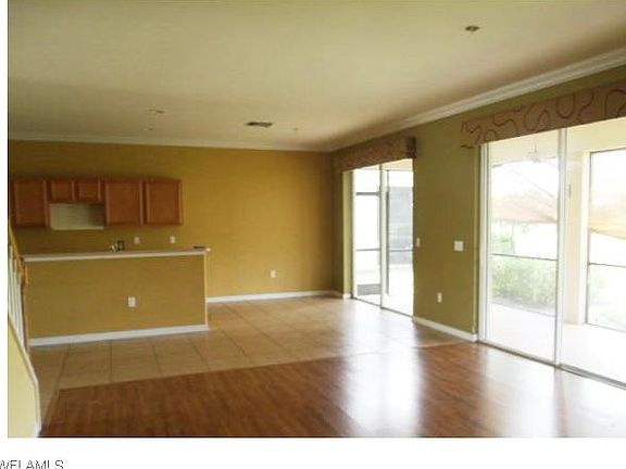 3rd image of 2161 Fairmont Ln