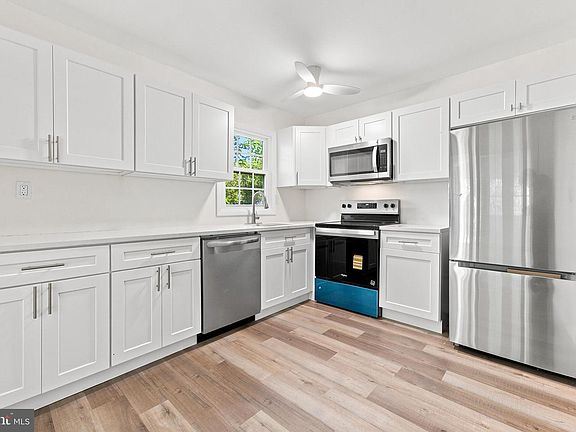 2nd image of 91 Sheffield Pl