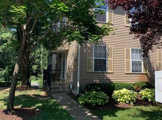 236 Martins Way #104, Mount Laurel, NJ 08054