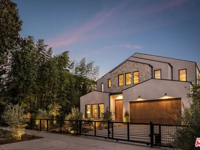 4231 Saugus Ave, Sherman Oaks, CA, 91403