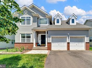 3 Schenck Ln, Somerset, NJ 08873