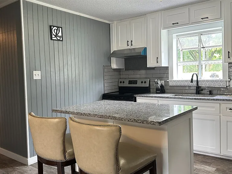 1543 Rs County Rd #2570 — Photo 9