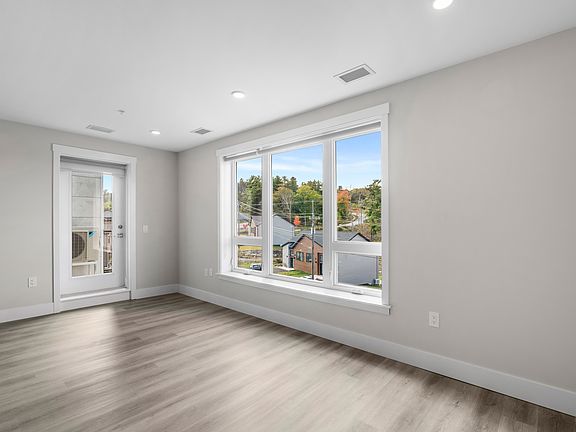 5th image of 29 Heckman Ave