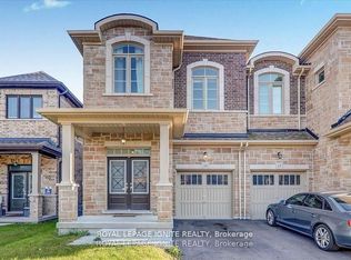 35 Peter Hogg Ct, Whitby, ON L1P0N2