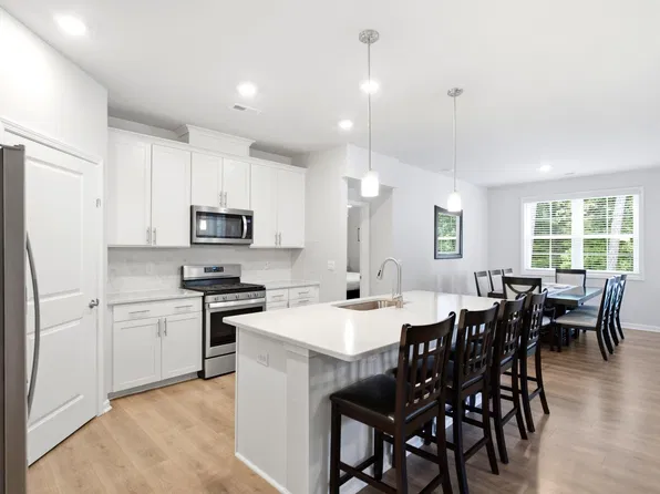 1400 Nichols Creek Rd, Durham, NC 27703